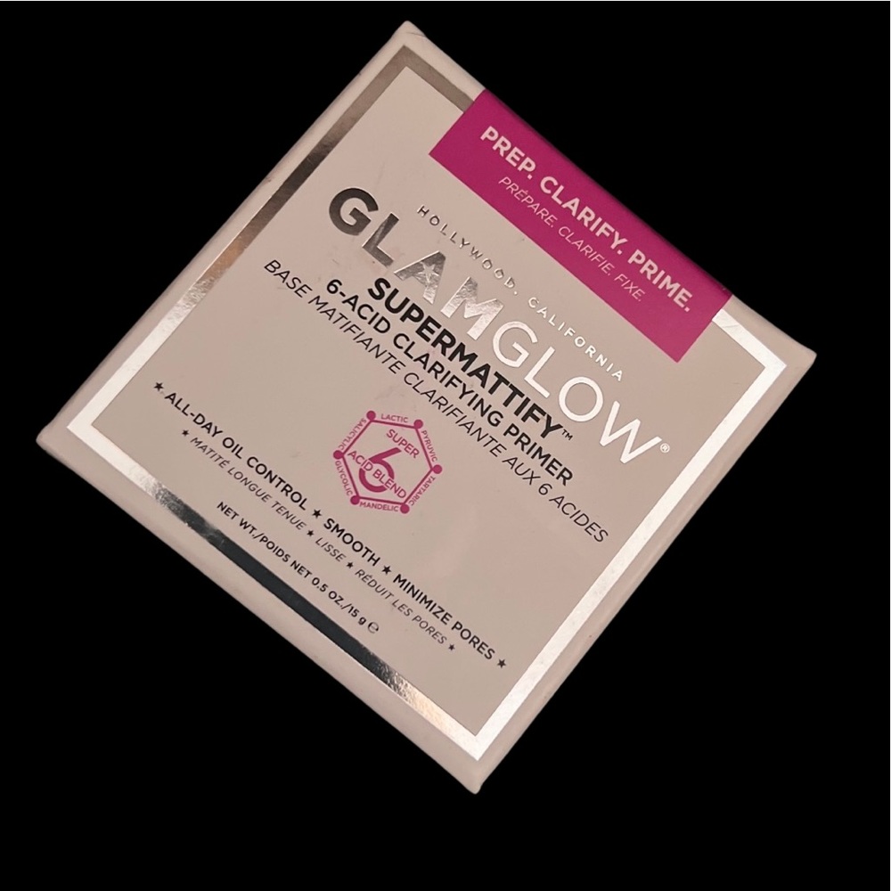 BNIB Glam Glow Primer / treatment